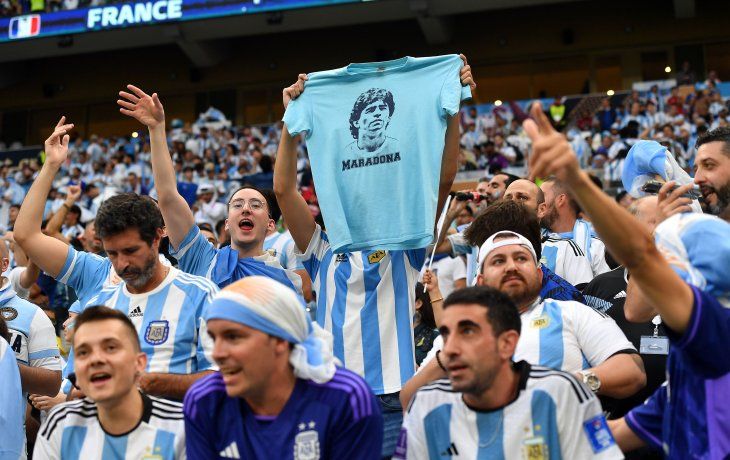 La FIFA registró cinco millones de solicitudes de entradas en las primeras 24 horas de venta. La FIFA registró cinco millones de solicitudes de entradas en las primeras 24 horas de venta.