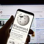 Wikipedia celebra sus 25° aniversario y detalla su relación con las Big Tech. Wikipedia celebra sus 25° aniversario y detalla su relación con las Big Tech.