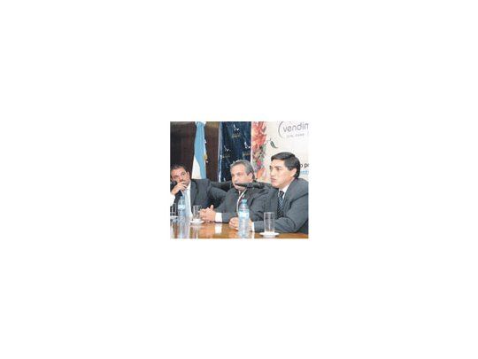 El director nacional de Comunicaciones, Gustavo Fernández Russo, llegó a Mendoza para hacer la presentación oficial del portal junto al secretario de Turismo, Luis Böhm.