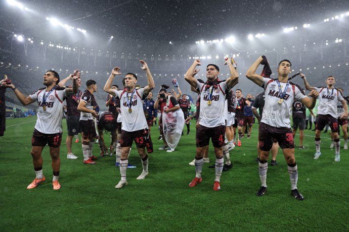 El Granate, flamante campeón de la Recopa, no sufrirá tanto con los viajes. El Granate, flamante campeón de la Recopa, no sufrirá tanto con los viajes.