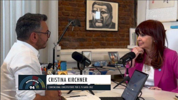 Kirchner también apuntó a "los dialoguistas y los del PRO" como los que le permiten a Javier Milei "hacer cualquier cosa". Kirchner también apuntó a "los dialoguistas y los del PRO" como los que le permiten a Javier Milei "hacer cualquier cosa".
