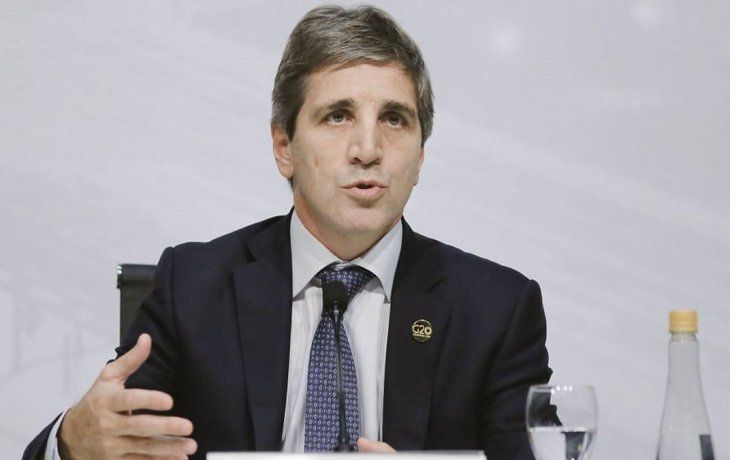 ámbito.com | LUIS CAPUTO BUEN TAMAÑO.jpg