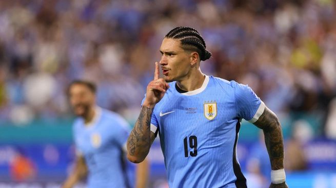Darwin Núñez anotó el segundo gol de Uruguay.