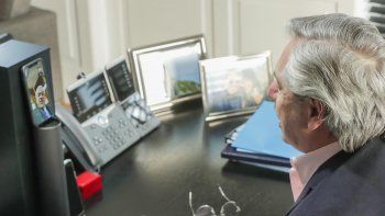 Alberto habló con Piñera por videoconferencia.