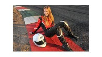 Con perfume de mujer. Julia Ballarino estará en la temporada 2012 del Turismo Competición 2000.