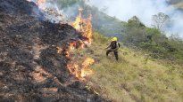 Las personas tenían material inflamable y estaban realizando quemas.