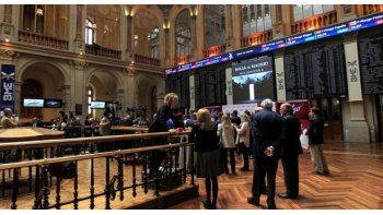 la eurozona entrara en recesion a fin de ano y eeuu a mediados de 2023