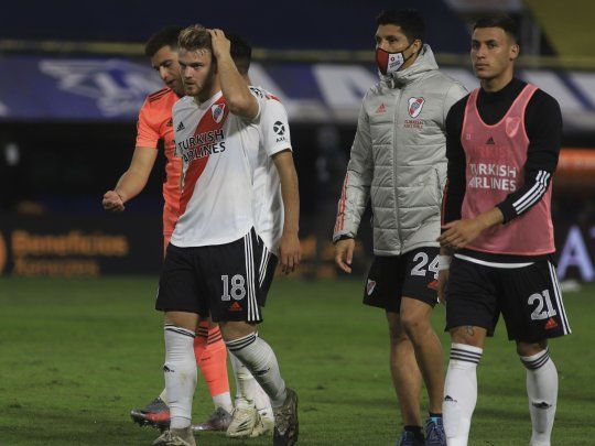 River sumó más casos de Covid-19 y no llega a juntar once para el partido de Copa Libertadores.