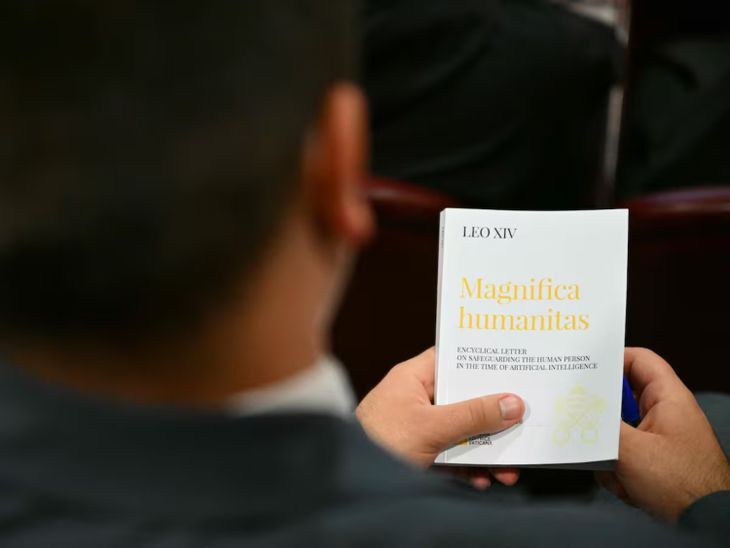 “Magnifica Humanitas” marca la primera gran definición doctrinaria del Vaticano sobre inteligencia artificial y tecnología. “Magnifica Humanitas” marca la primera gran definición doctrinaria del Vaticano sobre inteligencia artificial y tecnología.