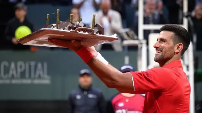 El 1 cumplió 37. Novak Djokovic celebró su cumpleaños con una sana costumbre: ganar. 