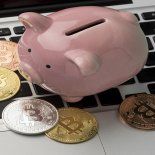 Con audacia y visión pudo generar millones de dólares con inversiones. Con audacia y visión pudo generar millones de dólares con inversiones.