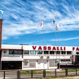 Los trabajadores y el gremio evalúa por estas horas tomar la planta de producción de la empresa. Los trabajadores y el gremio evalúa por estas horas tomar la planta de producción de la empresa.