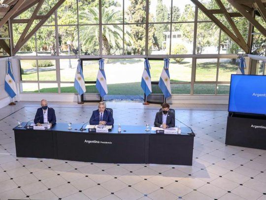 Alberto Fernández anuncia la extensión del aislamiento social, preventivo y obligatorio.