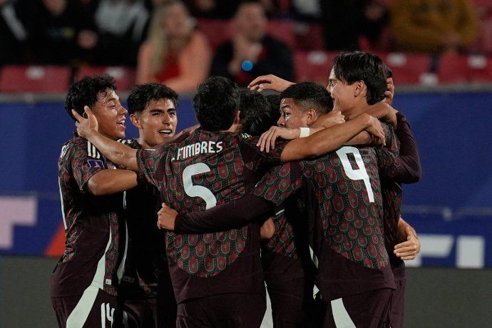 La selección mexicana tuvo un gran inicio en el Mundial Sub 20 que se lleva a cabo en Chile, pues empató 2-2 ante Brasil. uno de los grandes candidatos el título. Ahora, este miércoles 1ª de octubre, el Tri se mide ante España.