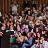 En su viaje, la actividad central será un encuentro con inversores, gerentes y CEOs de empresas españolas con presencia en la provincia. En su viaje, la actividad central será un encuentro con inversores, gerentes y CEOs de empresas españolas con presencia en la provincia.