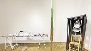 Testa. Detalle de uno de los trabajos expuestos en Del Infinito.