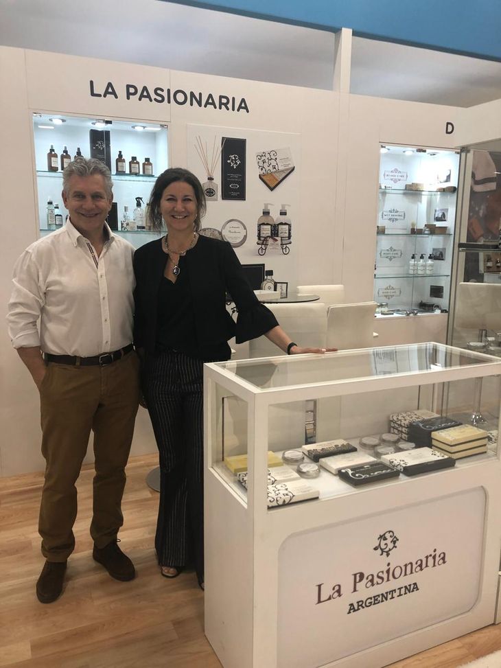 Mario Gerosa y Carina Cavazza, de La Pasionaria, proyectan seguir creciendo con la marca. Mario Gerosa y Carina Cavazza, de La Pasionaria, proyectan seguir creciendo con la marca.
