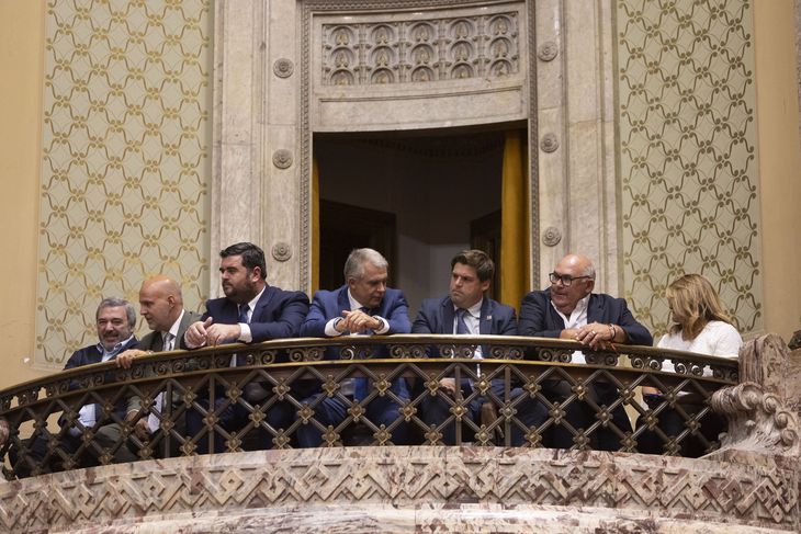 Los intendentes siguieron con atención el mensaje del presidente, que mencionó la importancia de los gobiernos departamentales. Los intendentes siguieron con atención el mensaje del presidente, que mencionó la importancia de los gobiernos departamentales.