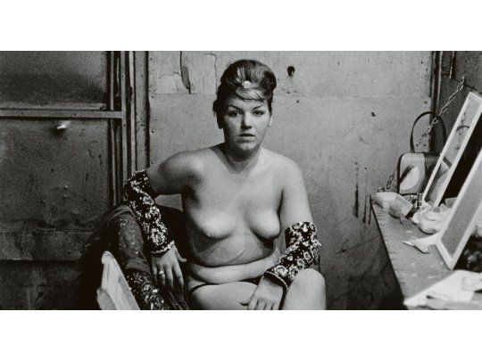 Retratos. Casi siempre marginales, travestis, prostitutas o nudistas.