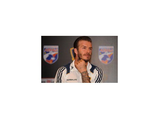 Beckham iba a ganar 800 mil euros al mes, el jugador mejor pago en la historia de Francia.
