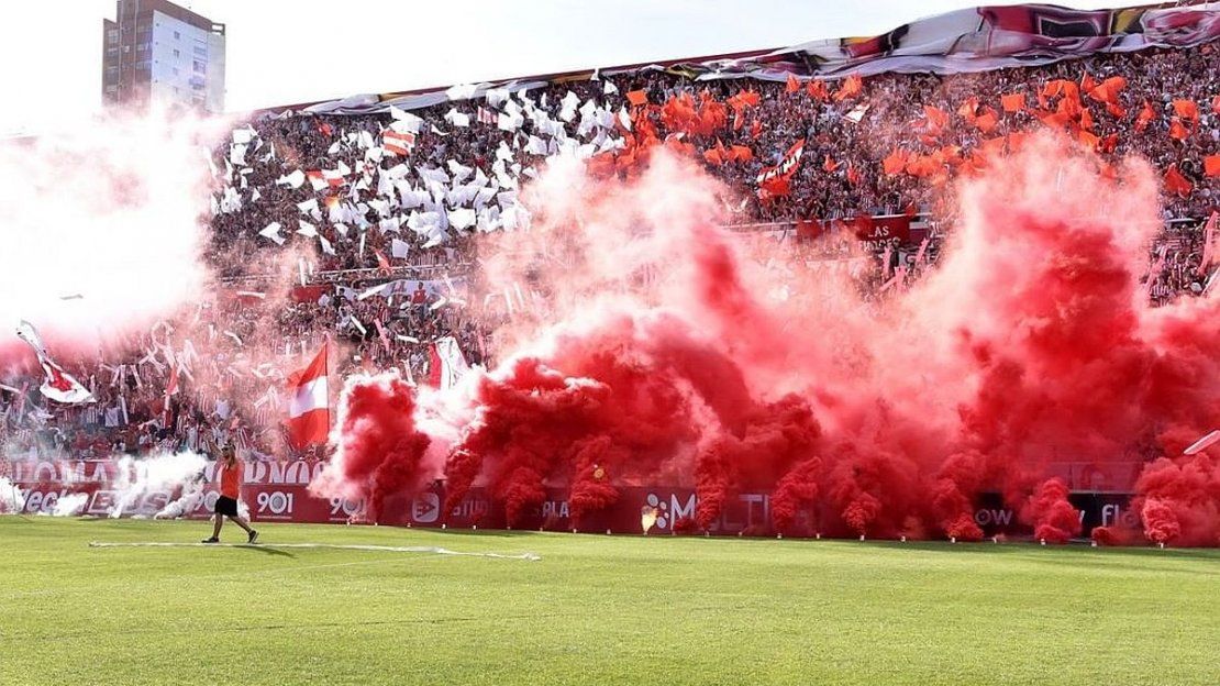 Fecha 5 | ZONA B El-plantel-estudiantes-tuvo-un-recibimiento-emocionante-una-jornada-historica