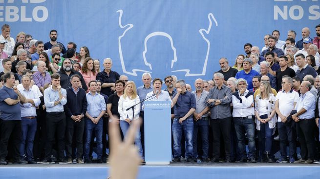 Intendentes bonaerenses respaldaron al gobernador Axel Kicillof tras las elecciones.