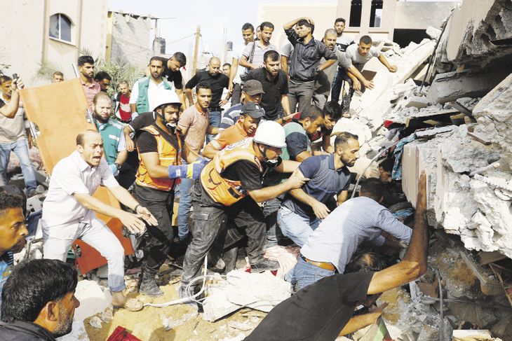 Amenaza. El grupo terrorista dijo que actualmente no está abierto a negociar un canje de prisioneros y que transmitirá cada muerte en vivo. Amenaza. El grupo terrorista dijo que actualmente no está abierto a negociar un canje de prisioneros y que transmitirá cada muerte en vivo.