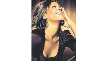 Tras un largo período de oscuridad, al momento de su prematura muerte, el sábado, en un hotel de Beverly Hills, Whitney Houston volvía a tener proyectos de cine, TV y nuevo disco.