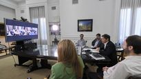 Axel Kicillof mantuvo una videoconferencia con Dilma Rousseff.