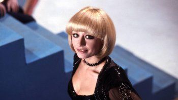 madrid dara el nombre de raffaella carra a una plaza