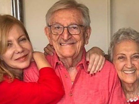 Cecilia Roth junto a su padre,&nbsp;Abrasha Abraham Rotenberg, y su madre, Dina&nbsp;Rot