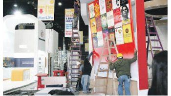 ámbito.com | Montando la 41a Feria Internacional del Libro de Buenos Aires en La Rural. Este año, el número de stands asciende a los 187.