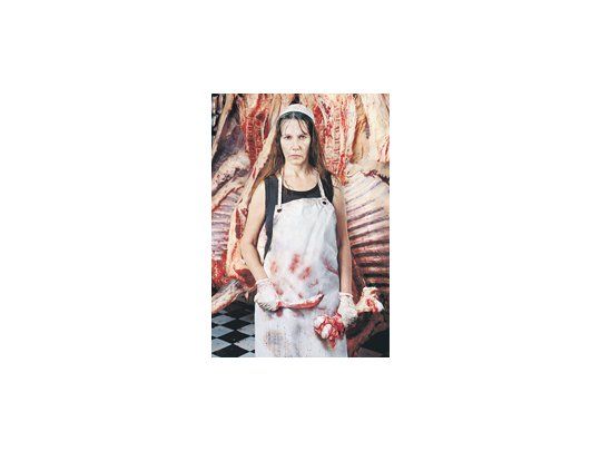 La muestra de fotografías «Carne argentina» está acompañada por un libro publicado para la Feria de Fráncfort que recorre los últimos años de la ascendente carrera de López.