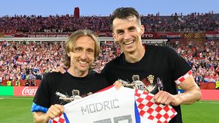 Modric ingresó a un selecto grupo de jugadores que superaron las 200 apariciones con su selección. Modric ingresó a un selecto grupo de jugadores que superaron las 200 apariciones con su selección.