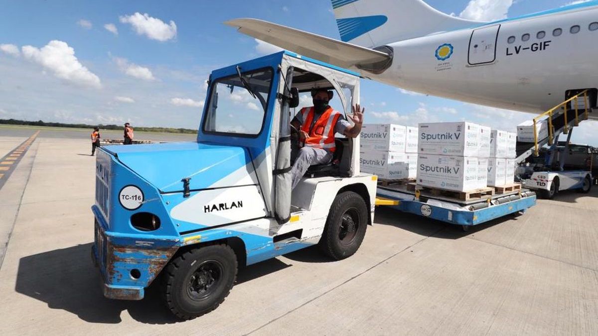 add a new sector that will receive help to pay salaries