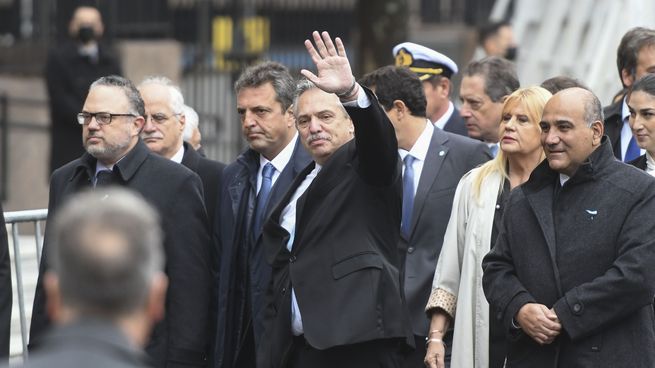 alberto fernandez tedeum 2022.jpg