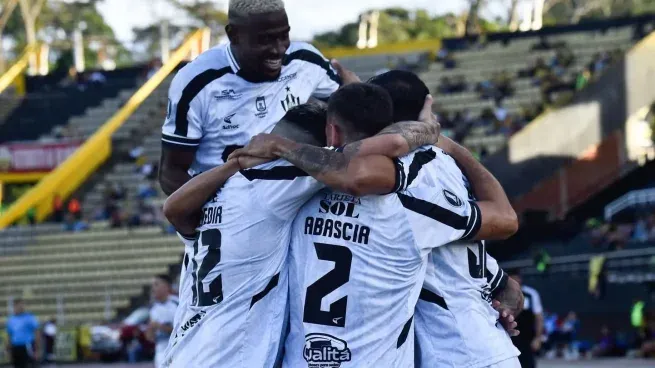 Central Córdoba (SdE) quedó a un paso de los octavos de la Copa Libertadores.