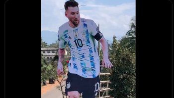 video: el fallido homenaje para messi en la india