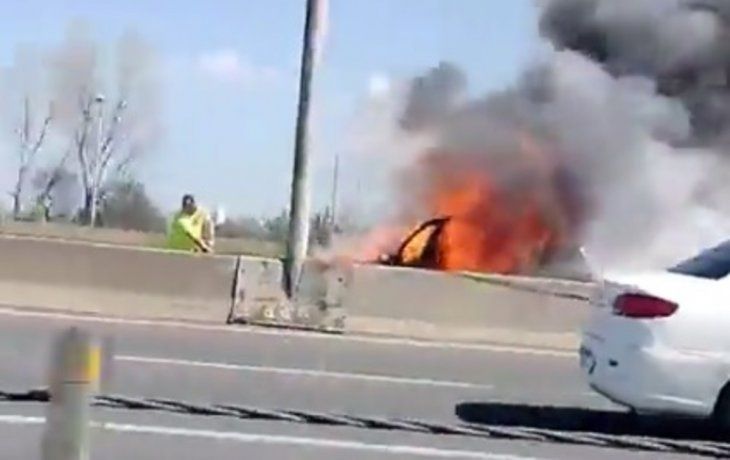 incendio en la autopista buenos aires-la plata