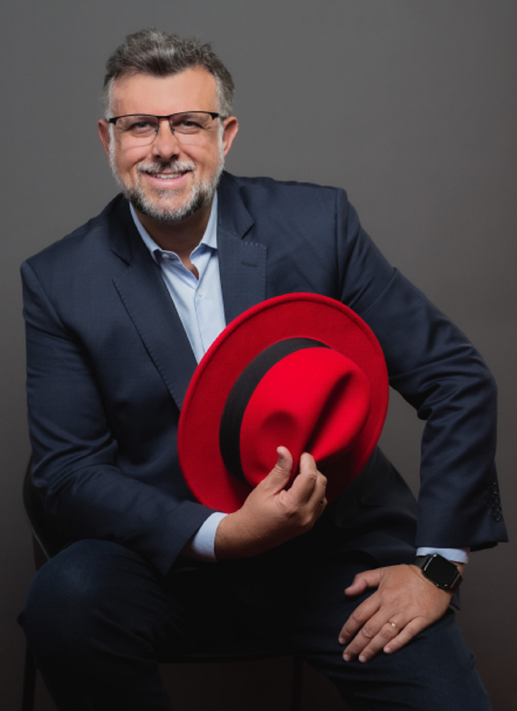 Paulo Ceschin. Paulo Ceschin.