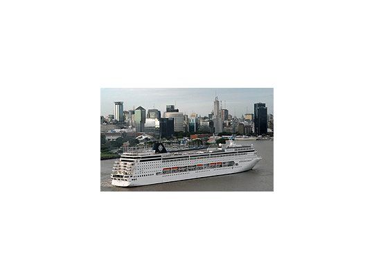 Imagen de uno de los cruceros