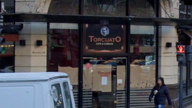 Hotel familiar ubicado en Avenida Pueyrredón al 1.300, Recoleta.