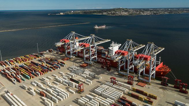 El Puerto de Montevideo mejorará notablemente su capacidad tras las obras.