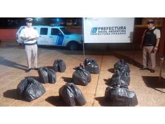 La Prefectura secuestro 241 kilos de marihuana en un monte de Posadas, Misiones.