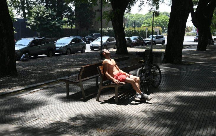 El calor no da tregua a santiagueños y con más de 40 grados es la provincia más caliente del país