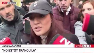 Estoy disconforme, quiero que se haga justicia y se condenen a los que mataron a mi papá, expresó Jana Maradona.