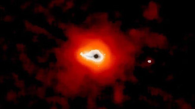 Este descubrimiento podría ayudar a los investigadores a comprender cómo las emanaciones de gas y polvo afectan la evolución de las galaxias. 
