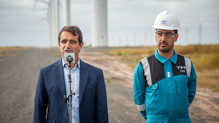 Con este nuevo parque en operación, YPF Luz expande su porfolio de activos de generación eléctrica llegando a ocho provincias, reforzando así su liderazgo federal. Con este nuevo parque en operación, YPF Luz expande su porfolio de activos de generación eléctrica llegando a ocho provincias, reforzando así su liderazgo federal. 