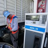 ypf amplia la disponibilidad de azul 32 con modalidad en surtidor en 80 estaciones de servicio ypf amplia la disponibilidad de azul 32 con modalidad en surtidor en 80 estaciones de servicio