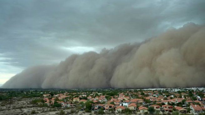 La tormenta de polvo generó cortes de luz, reprogramación de vuelos y cortes de ruta.